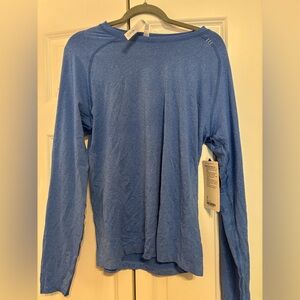 lululemon athletica Men's Sky Blue Long Sleeve Tee